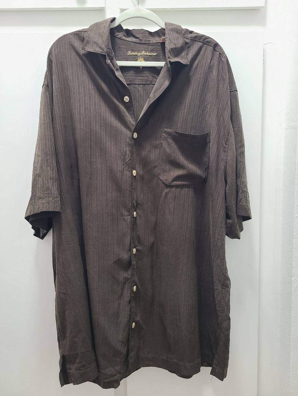 Tommy Bahama Men's XLT 100% Silk Textured Short Sleeve Button Down Camp Shirt